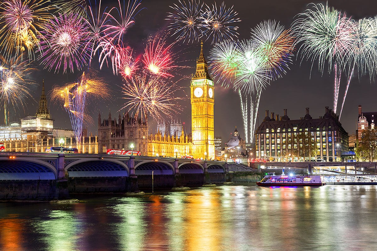 View of the fireworks in the United Kingdom - Bonfire Night View of the fireworks in the United Kingdom - Bonfire Night