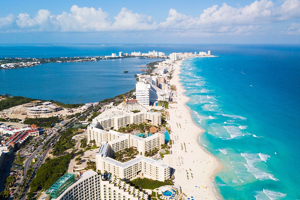 Beautiful view of buildings, hotels and the sea, Cancun, Mexico Beautiful view of buildings, hotels and the sea, Cancun, Mexico