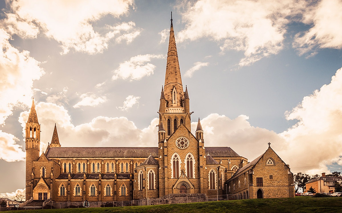 Magnificent view of the Sacred Heart Cathedral, Bendigo, Australia Magnificent view of the Sacred Heart Cathedral, Bendigo, Australia