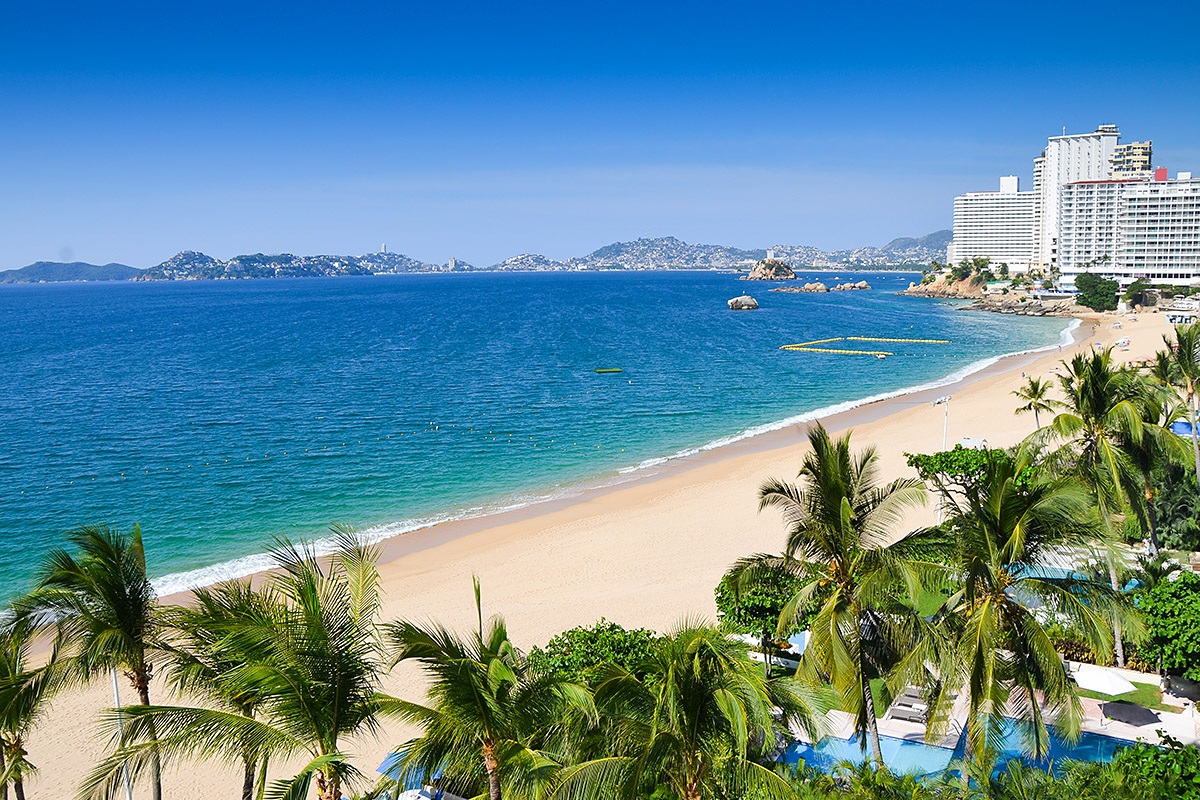 Magnificent views of the beach and the Pacific Ocean, Acapulco, Mexico Magnificent views of the beach and the Pacific Ocean, Acapulco, Mexico