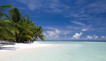 Travel to the Island of Kuramathi, Maldives