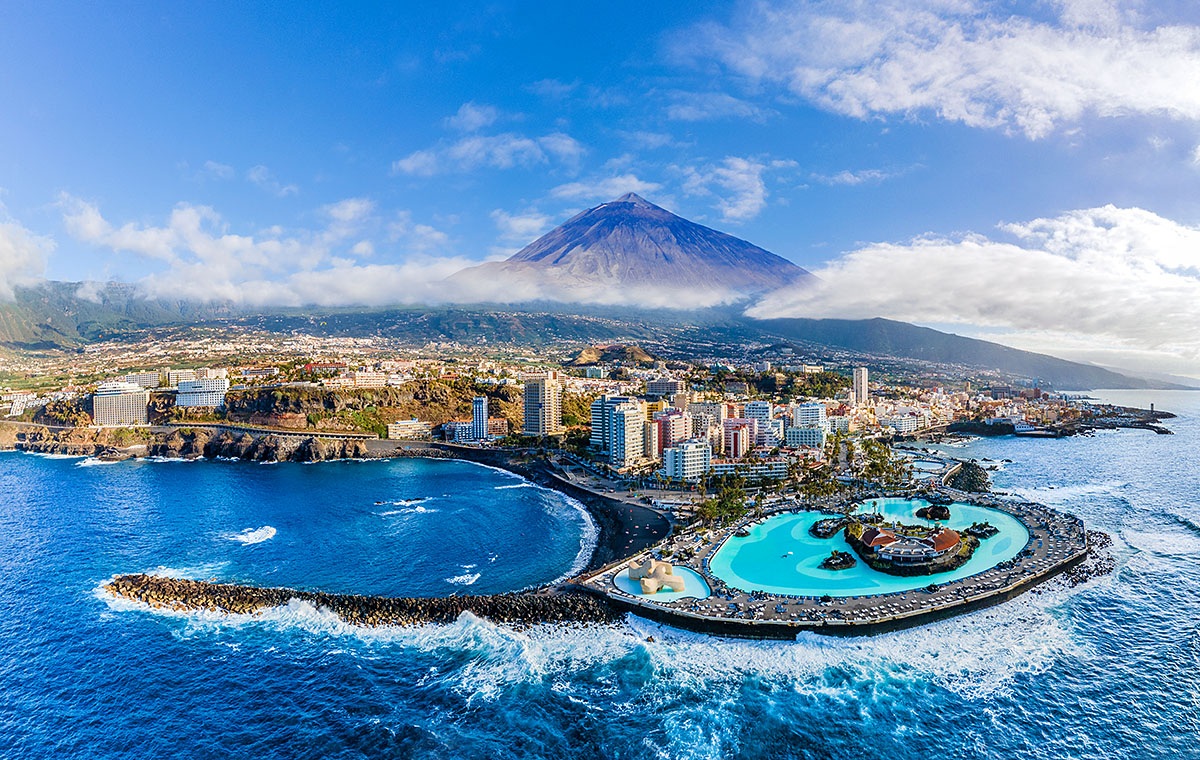 Gorgeous aerial view of the island of Tenerife Gorgeous aerial view of the island of Tenerife