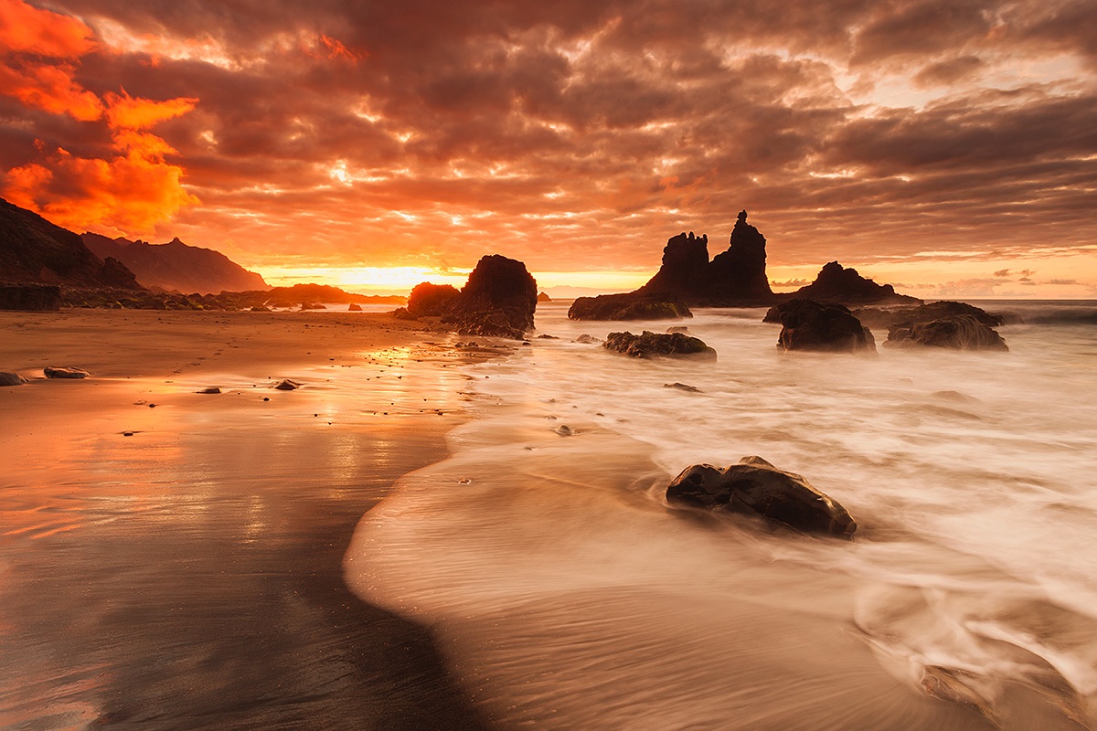 Stunning views of the cliffs and the Atlantic Ocean, island of Tenerife Stunning views of the cliffs and the Atlantic Ocean, island of Tenerife