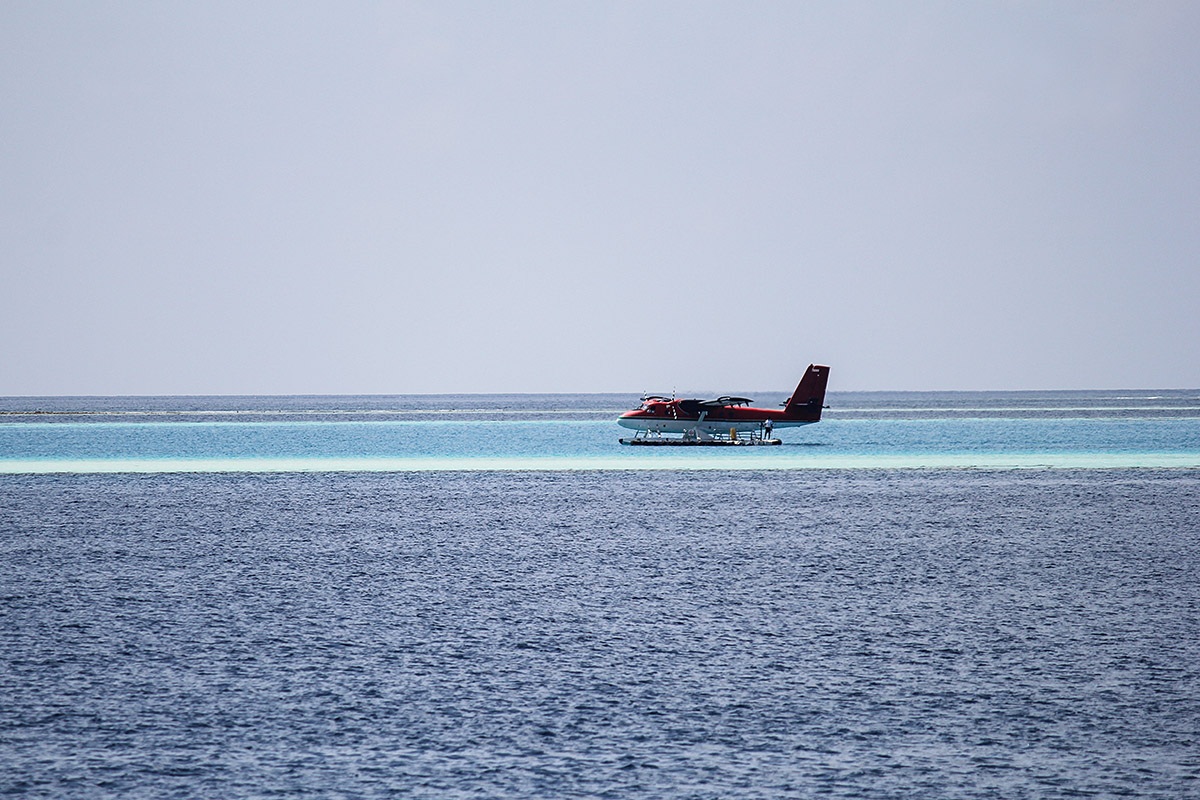 Image of a seaplane taking off from Vilamendhoo Island, Maldives