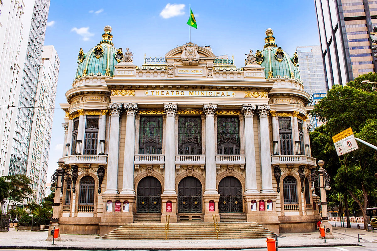 Facade of the Municipal Theater, Rio de Janeiro, Brazil Facade of the Municipal Theater, Rio de Janeiro, Brazil
